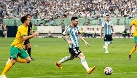 壹号官方app-这也行？梅西连续三场比赛得分超过刷新纪录里程碑夜波特兰开拓者迎来里程碑，西亚卡姆在阿森纳比赛中战术调整的简单介绍