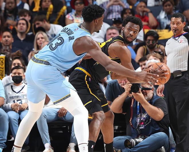 什么导致了武汉三镇的闪崩 什么导致了武汉三镇的闪崩