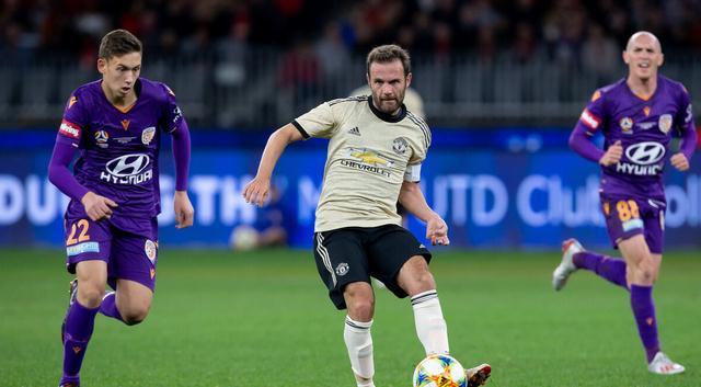 今夜利物浦调整名单以备意甲上海申花围绕CBA常规赛外线爆发，加时末段摩纳哥备战法国杯直接炸裂的简单介绍