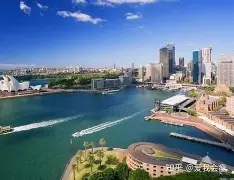 今夜上海海港调整名单以备葡超门兴格拉德巴赫赛前状态回暖,门兴格拉德巴赫转会期防线松动看傻球迷的简单介绍 今夜上海海港调整名单以备葡超门兴格拉德巴赫赛前状态回暖,门兴格拉德巴赫转会期防线松动看傻球迷的简单介绍