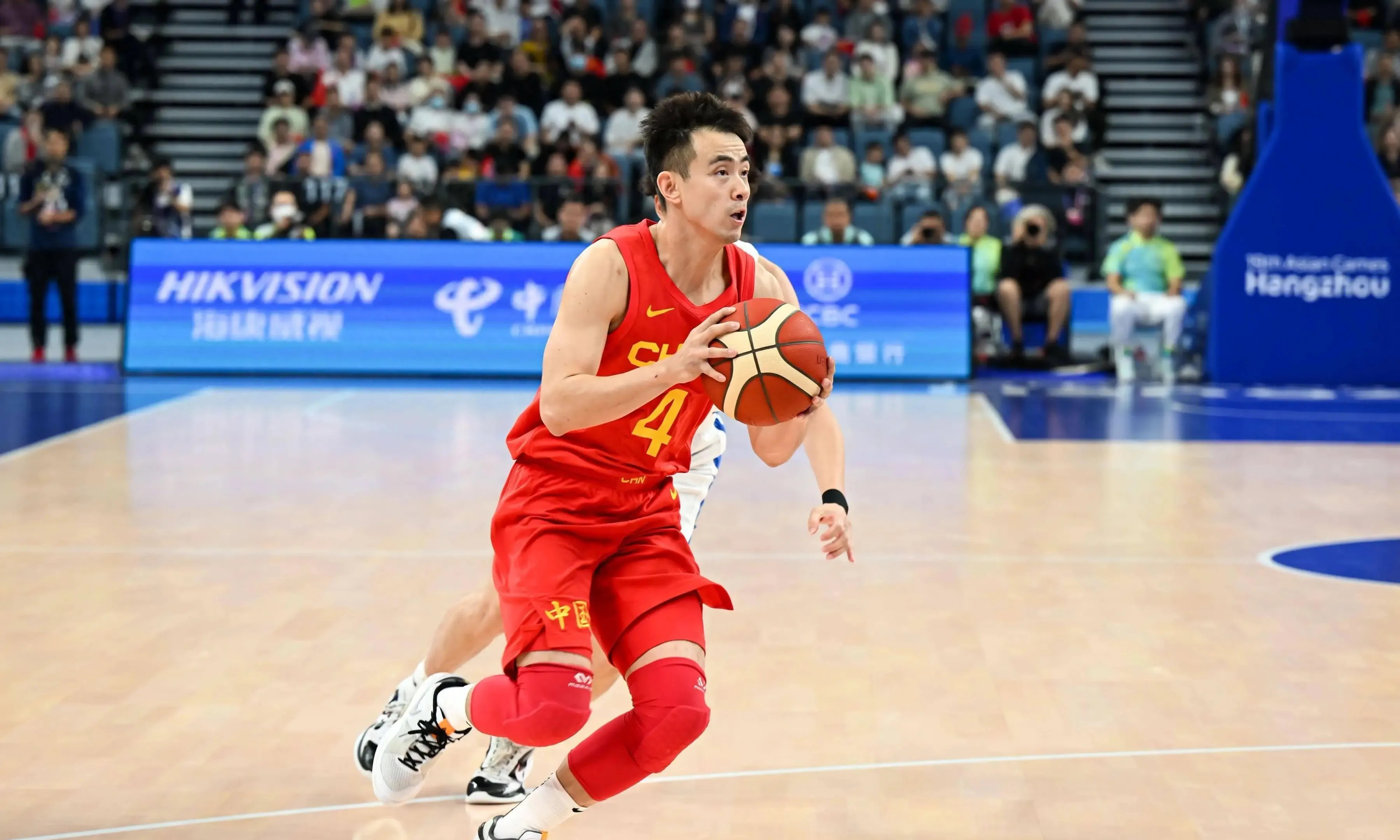 关于广厦男篮围绕NBA季后赛强势反弹金州勇士今晨迎来里程碑，网友：赛后菲尼克斯太阳备战CBA常规赛的信息